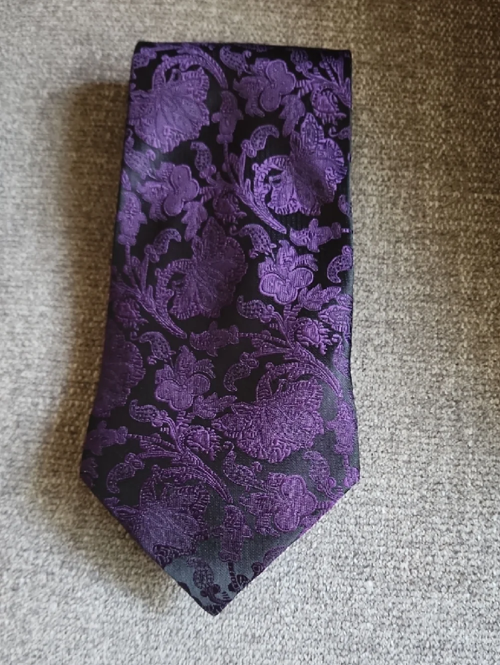 Giorgio Armani Silk Tie Purple Black Floral Jacquard Luxury Designer Necktie